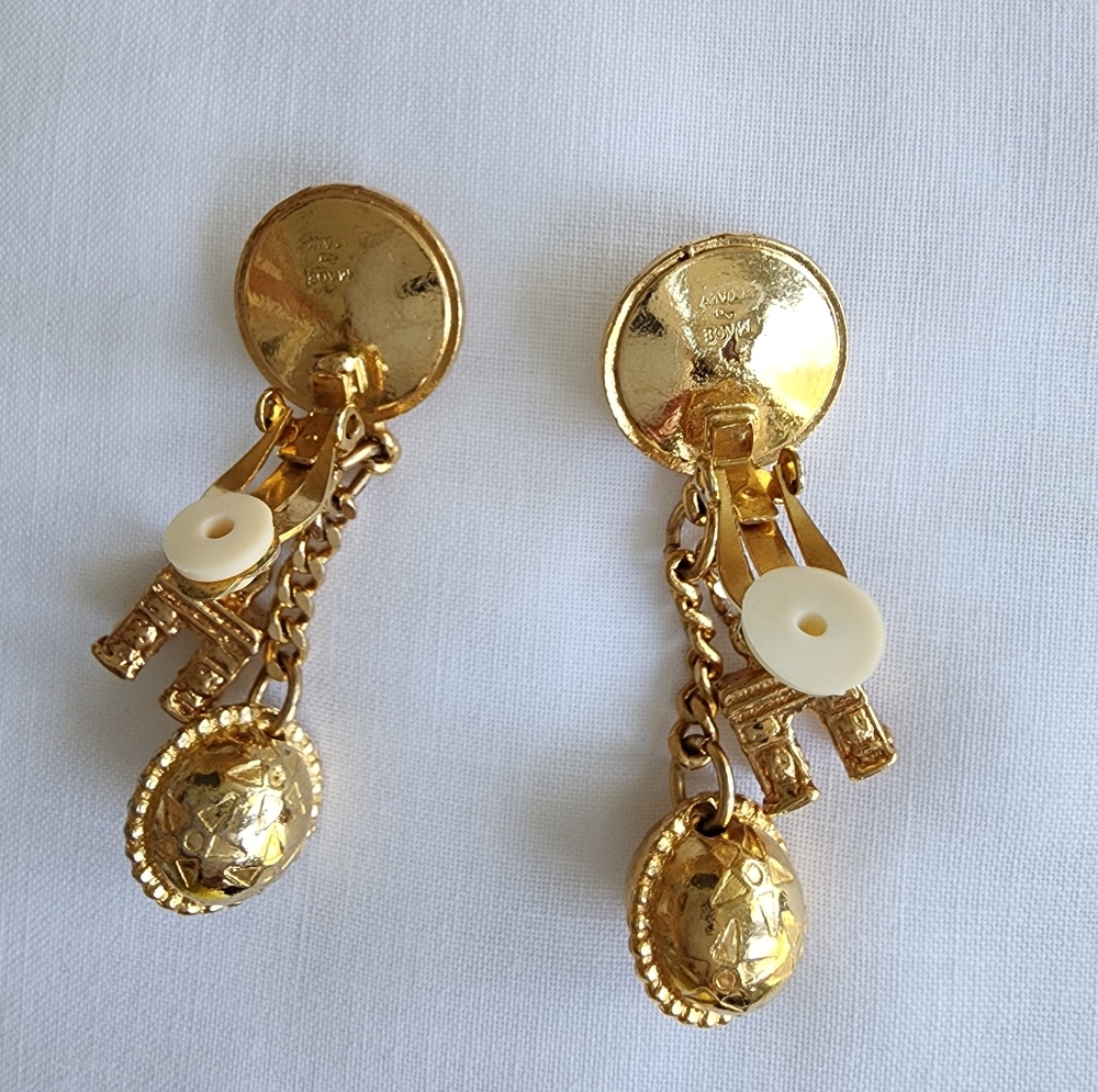 CELINE PARIS Gold Tone Pearl Arc de Triomphe Golden Ball Clip Earrings - Picture 6 of 8
